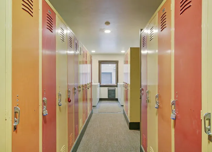 An302 Anaconda Apartment *